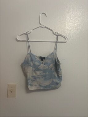 Faded Rose Cloud Print Cropped Tank Top — Women’s Size Large